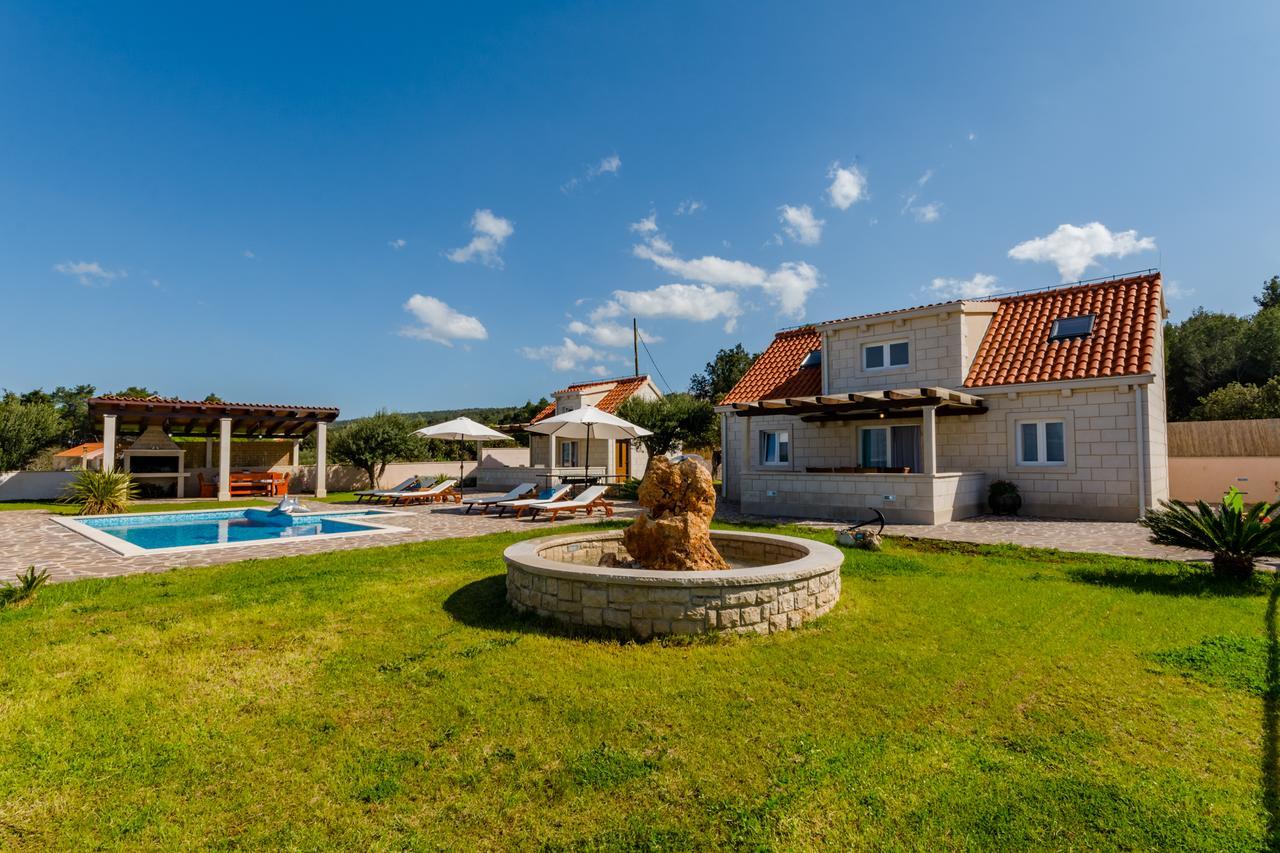 Villa Mis Supetar Exterior foto